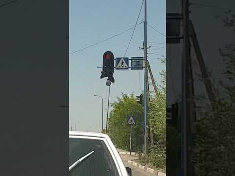 Жара в Сарыагаше: плавятся светофоры