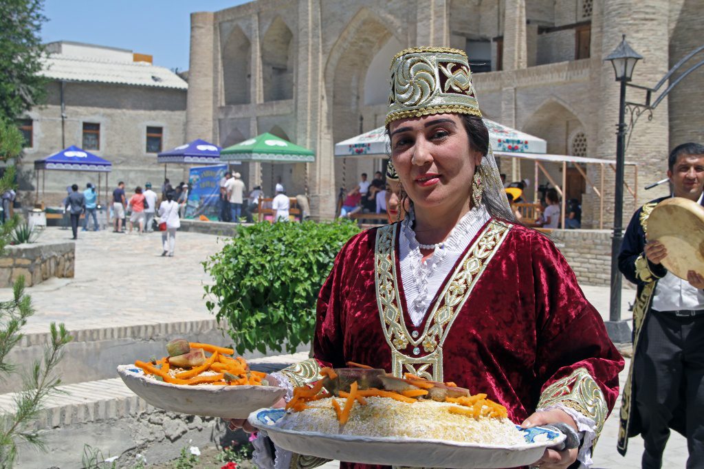 Таджики в Узбекистане