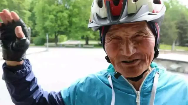 70-летний казахстанец объехал 40 стран на велосипеде
