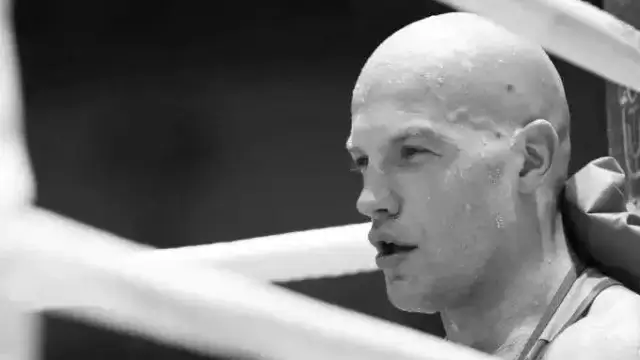 Василий Левит вышел в полуфинал чемпионата Азии по боксу (Видео)