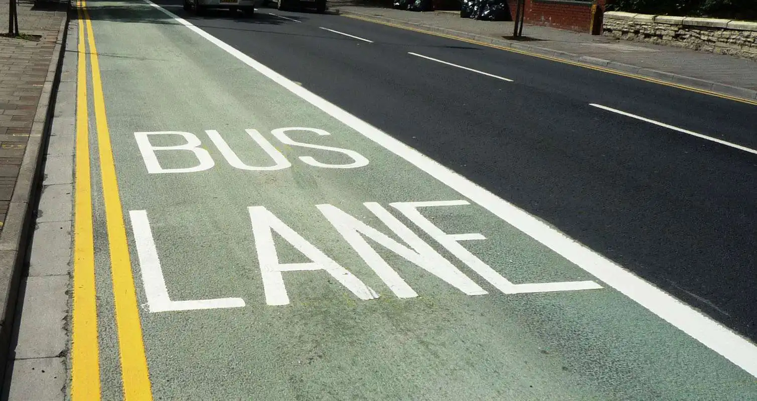 В Астане начнут штрафовать за выезд на спецполосу Вus Lane