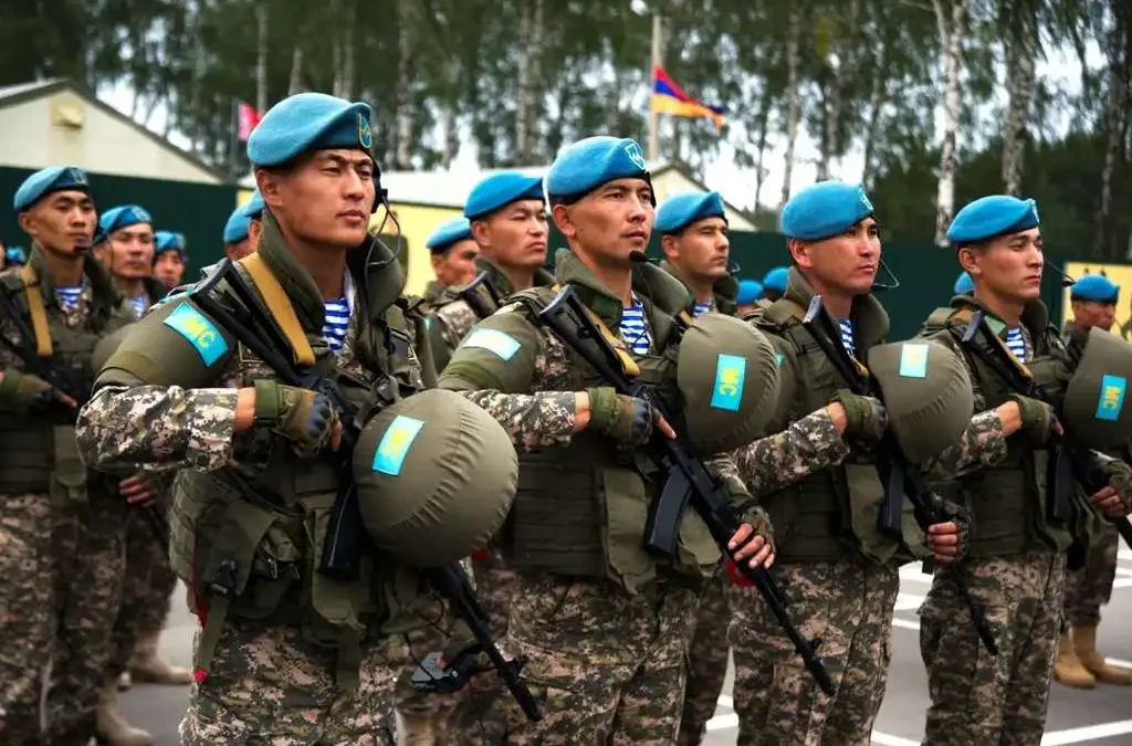 Военные