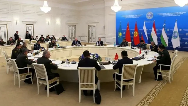 Индия и Пакистан стали членами ШОС