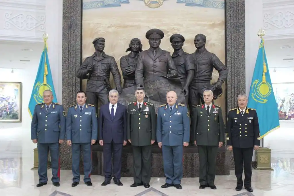 В Астане состоялся визит военной делегации Турецкой Республики