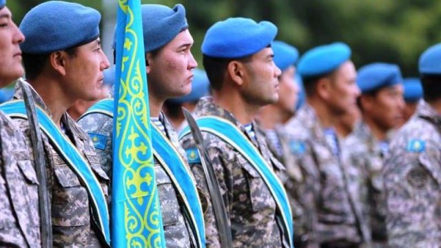 В Казахстане проходит второй этап миротворческих учений «Степной орел-2017»