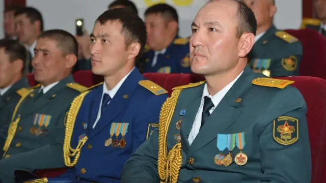 Флагману военного образования и военной науки  Республики Казахстан — 20 лет