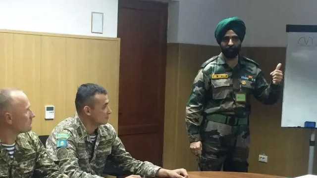 Инструкторы из Индии обучают казахстанских военнослужащих миротворческой миссии