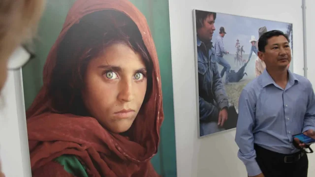 В Талдыкоргане открылась выставка  50-ти лучших фотографий National Geographic