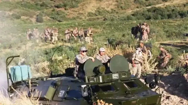 В Вооруженных Силах Казахстана проходят учения с батальонными тактическими группами