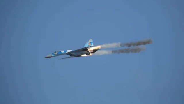 На полигоне «Сарышаган» лётчики ВВС Казахстана произвели пуски управляемых ракет