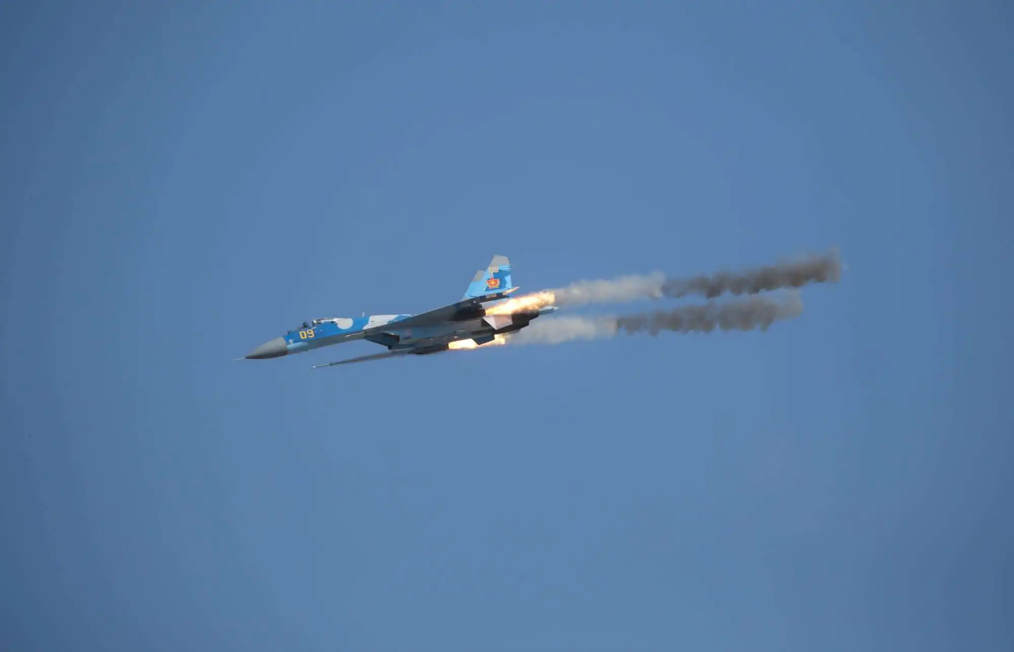 На полигоне «Сарышаган» лётчики ВВС Казахстана произвели пуски управляемых ракет