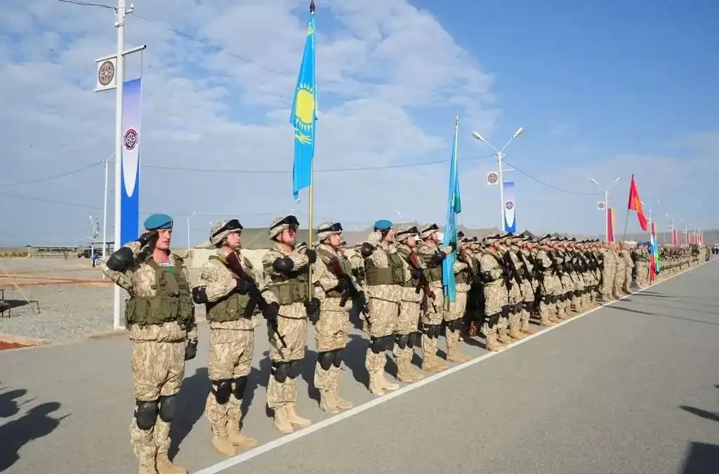 Военные