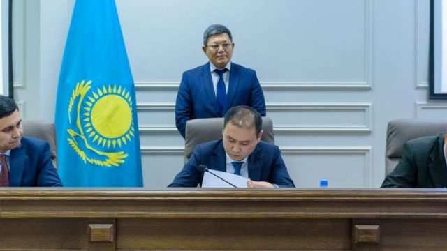 В Алматы подписали меморандум о для решения проблем, возникших в сфере лифтового хозяйства