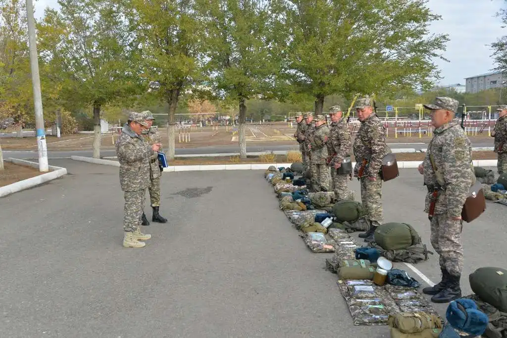 В Вооруженных Силах Республики Казахстан началась итоговая проверка войск за 2017 учебный год