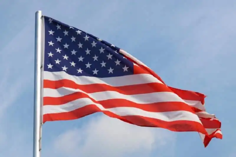 США