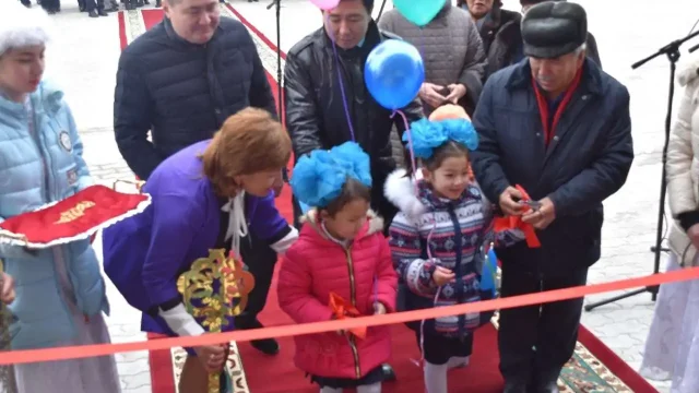 В селе Акозек открылась новая школа