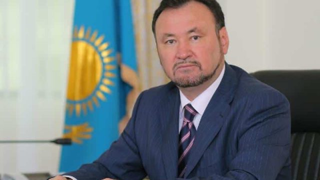 Новый сенатор Мухтар Кул-Мухаммед приступил к обязанностям
