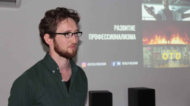 Известный колорист Виталий Бужан провел встречу в Талдыкоргане