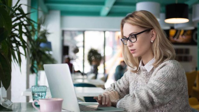 Крупнейшие работодатели Казахстана ищут сотрудников