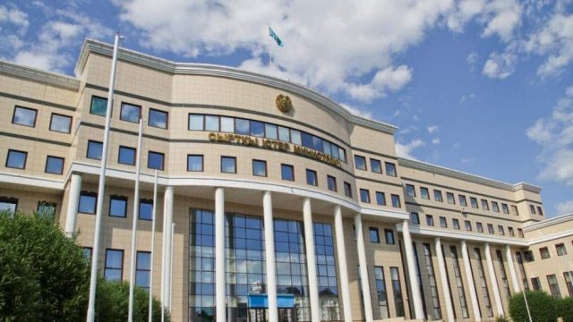 Казахстан осудил теракты в Афганистане