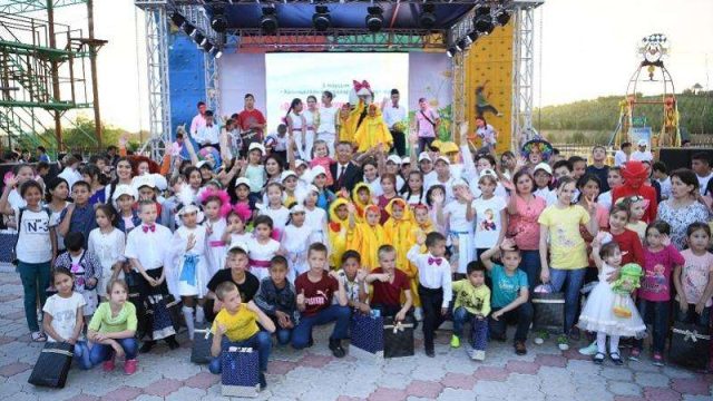 В ЮКО 100 детям, оставшимся без попечения родителей, предоставят гранты