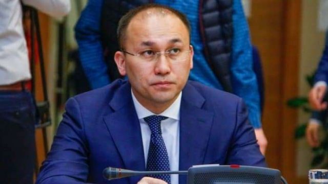 Министр Абаев прокомментировал требования об отставке Мадины Абылкасымовой