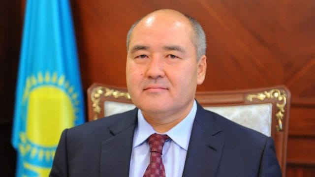 Умирзак Шукеев будет жить в Арыси