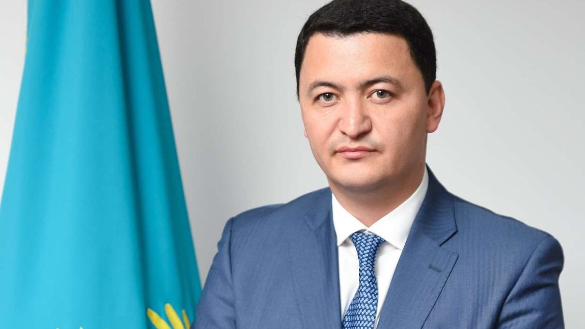 Камалжан Надыров
