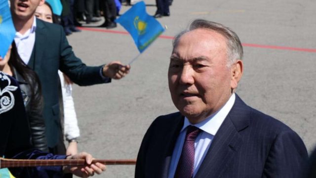 Назарбаеву могут дать еще одно пожизненное звание