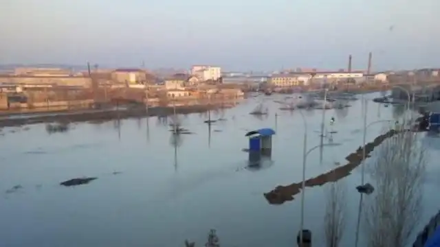 В Кокшетау подтопило дома