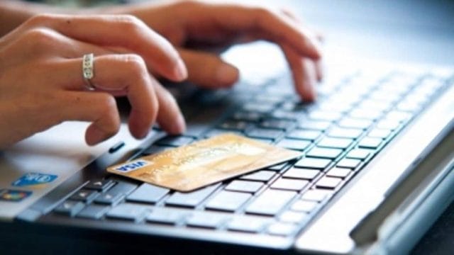 SMS-оповещения о налоговой задолженности запустили в Казахстане