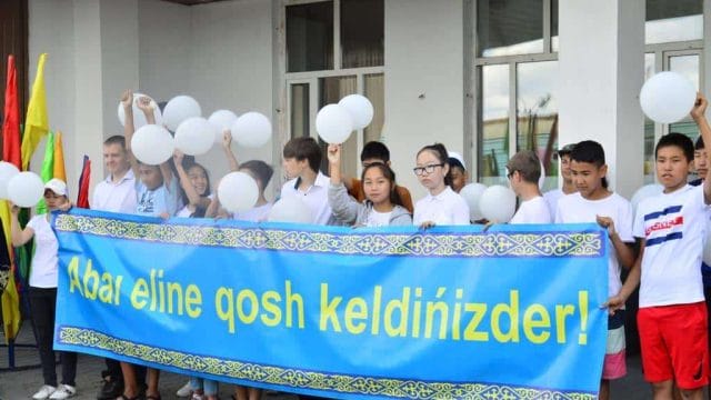 Школьники  из Арыси прибыли в Восточный Казахстан