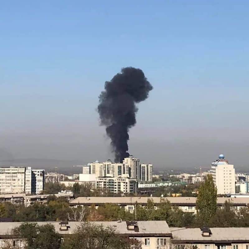 Пожар в Алматы. Что горит в Алматы сейчас. Пожар в Алматы сегодня. Пожар в Алматы сегодня 2024.