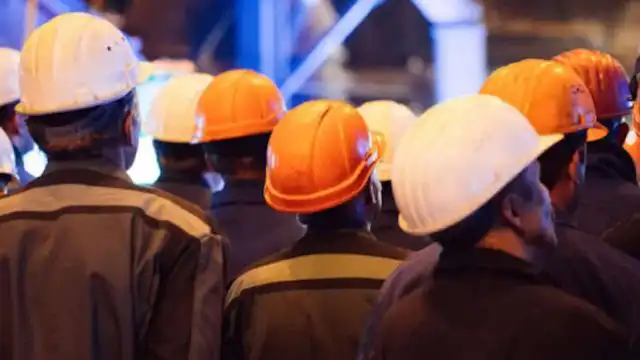 В Алматы иностранцы получали ПМЖ по фиктивным документам
