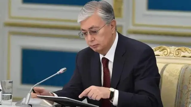 Токаев рассказал, как будут сниматься карантинные ограничения