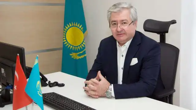 Зиятхан Гасанов: Фармацевтическая отрасль только встает на ноги, и каждый сотрудник —  на вес золота