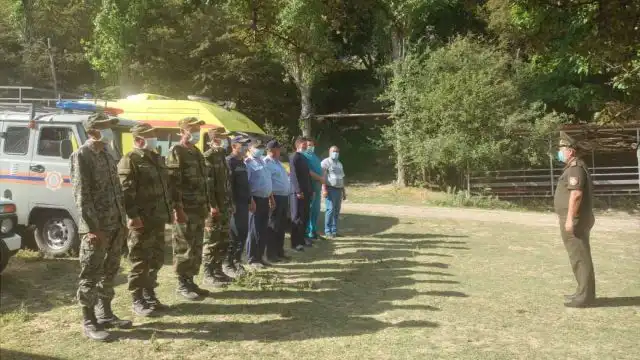 Дети потерялись в горах Туркестанской области, одного нашли мертвым