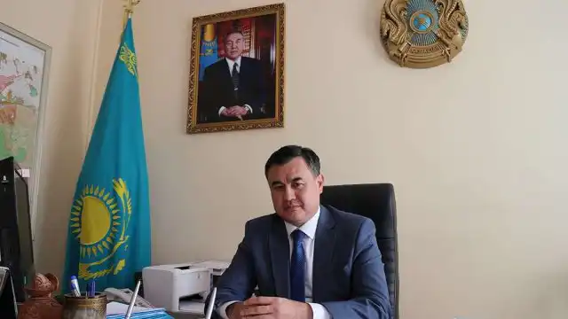 В Ауэзовском районе Алматы построили спортивную площадку для любителей скейтбординга