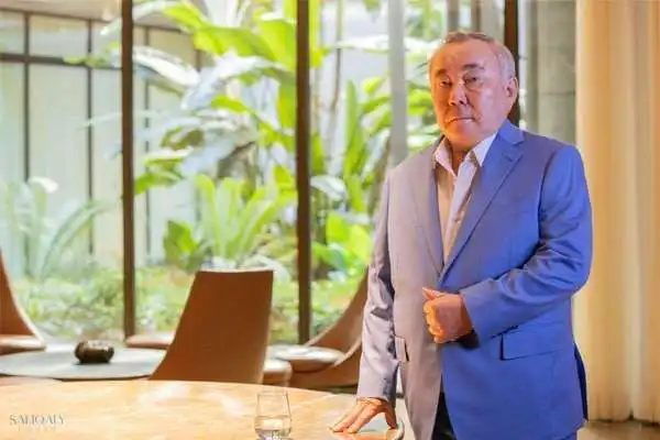 Умер Болат Назарбаев