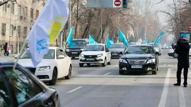 Нуротановцы Алматы объединились для участия во втором автомитинге в поддержку партии