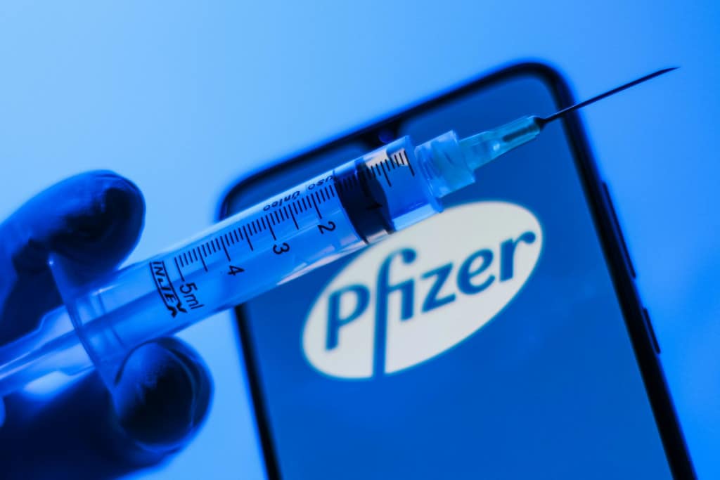 Pfizer вакцина