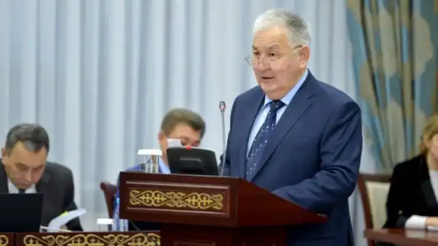 Судью верховного суда Мейрама Жангуттинова освободили от должности
