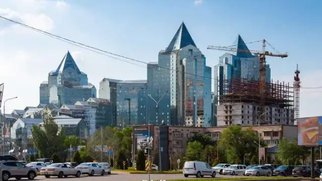 В Алматы создали палаточный городок для пострадавших от землетрясения