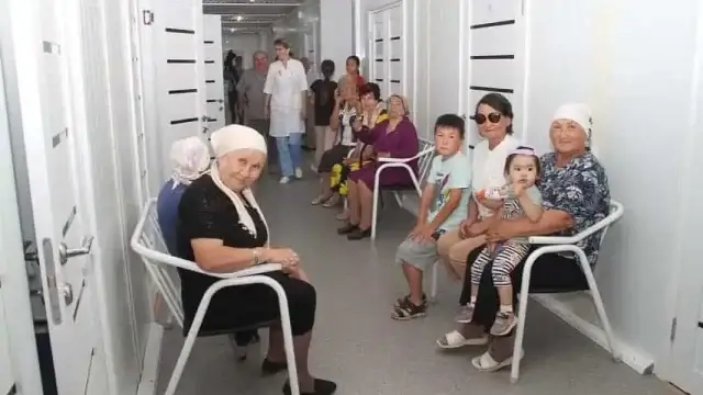 В поселке ЗКО открылась новая модульная врачебная амбулатория