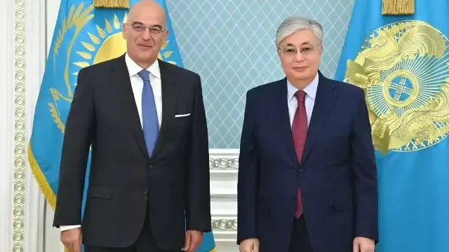 Президент РК принял министра иностранных дел Греции