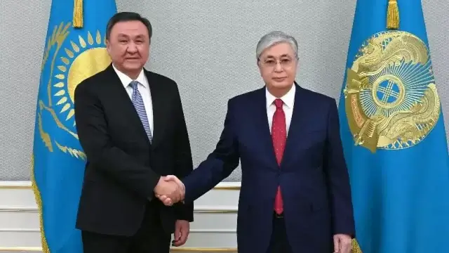 Президент принял генсека организации тюркских государств Кубанычбека Омуралиева