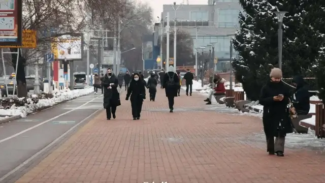 Штормовое предупреждение объявлено в Астане и 11 областях Казахстана