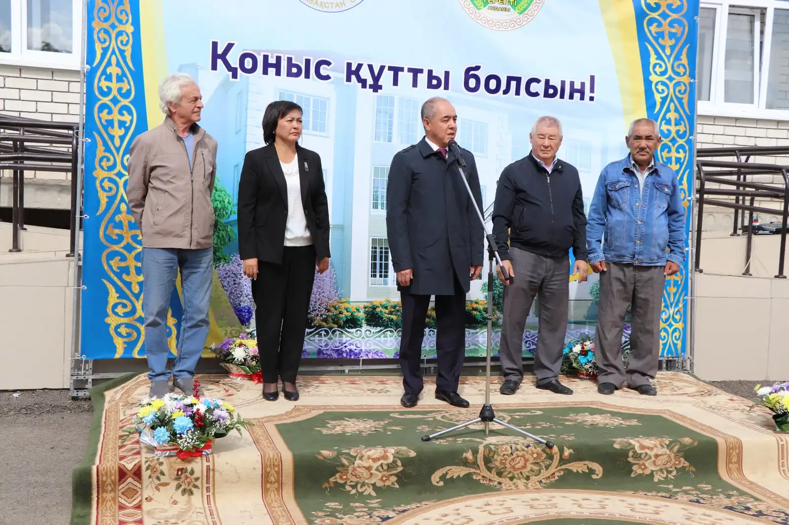У новоселов начинается новая жизнь