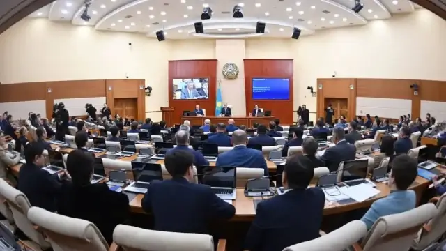 Президент Казахстана обозначил задачи перед новым правительством