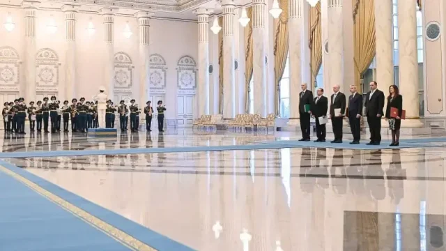 Касым-Жомарт Токаев принял верительные грамоты послов